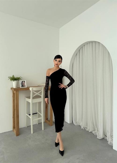 Bees One Shoulder Detailed Dress