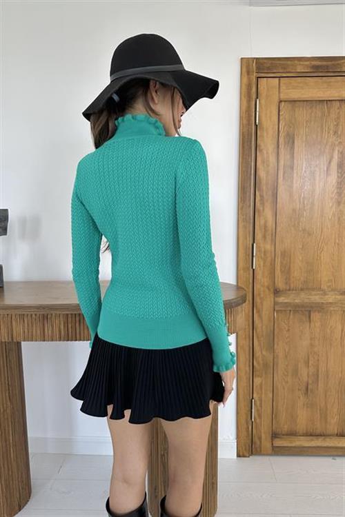 Wholesale Green Cable-Knit Turtleneck Sweater