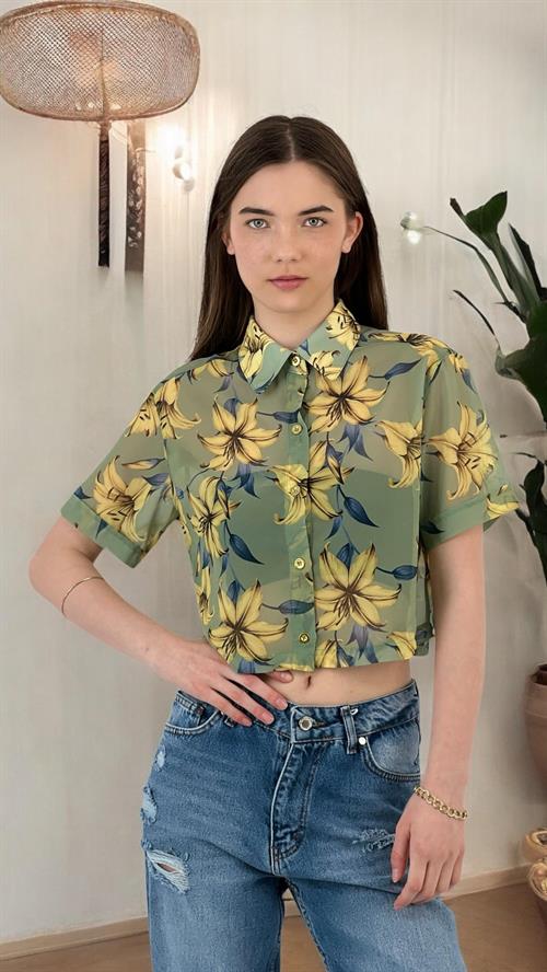 Floral Patterned Transparent Short Sleeve Blouse