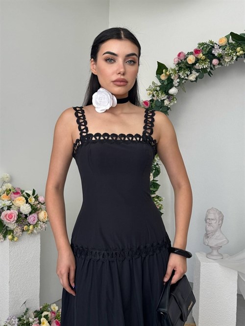 Crols Midi Dress