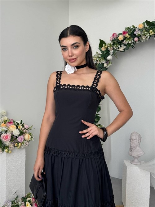 Crols Midi Dress