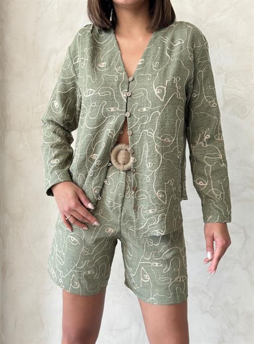 D 2746 EMBROIDERED SHORTS - LIGHT KHAKI