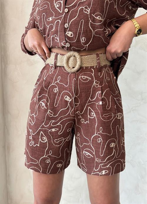 D 2746 EMBROIDERED SHORTS - BROWN