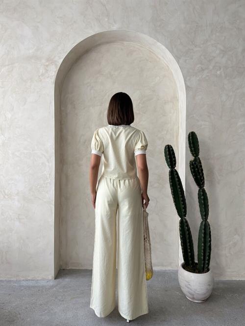 D 2869 Guipure Detailed Striped Pants - Yellow