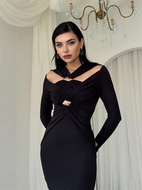 Dande Brooch Detailed Dress