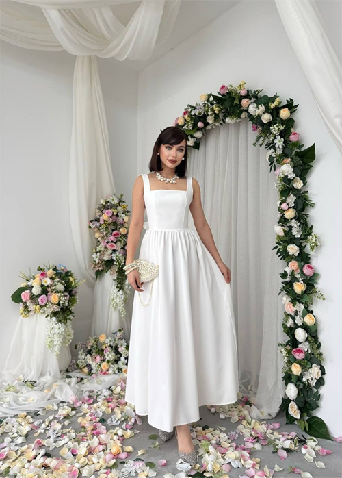 Dinas Dress with Bow Detail