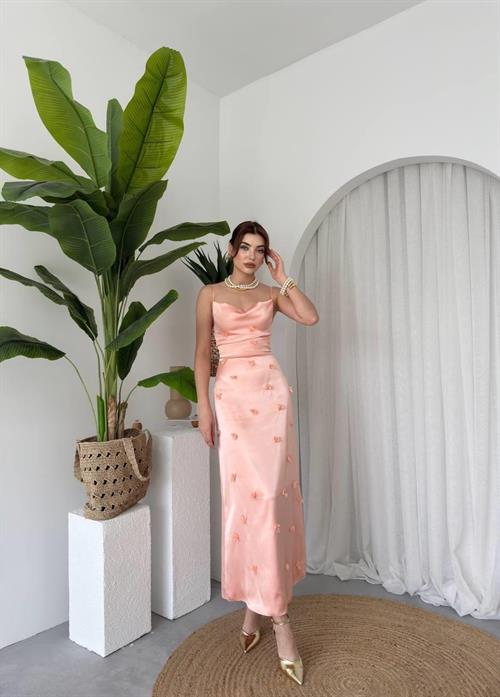 Dora Flower Detailed Dress