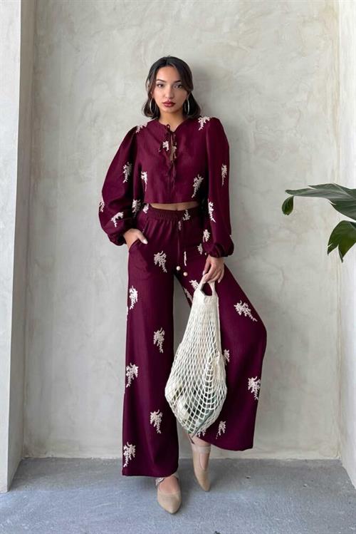 Embroidered Pants - Burgundy