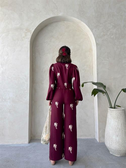 Embroidered Pants - Burgundy