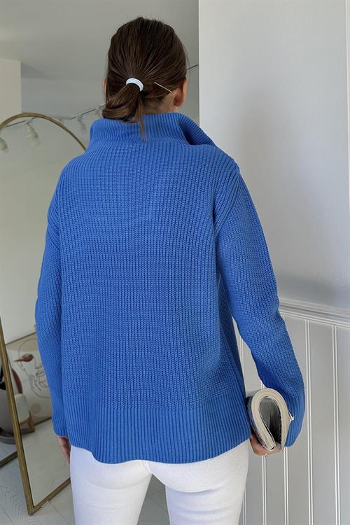 Wholesale Blue Zip-Neck Sweater