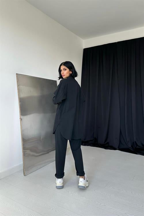 Wholesale Black Shirt and Trousers Suit with Studs