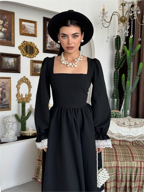 Huyno Lace-Detail Dress