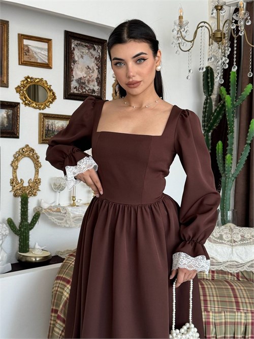 Huyno Lace-Detail Dress