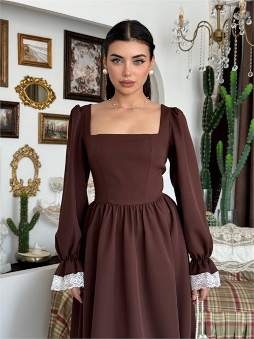 Huyno Lace-Detail Dress