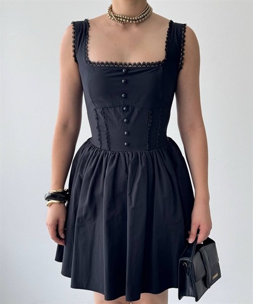 Joyo Button-Detail Dress