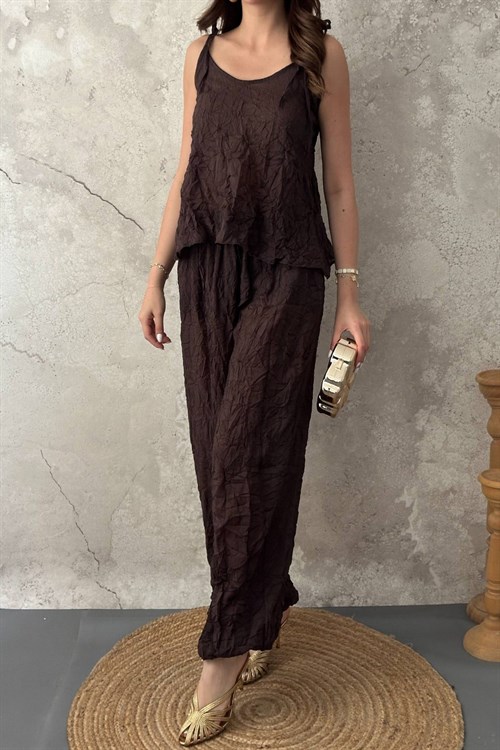 Kahverengi Boyundan Bağlamalı Bluz Pantolon Takım