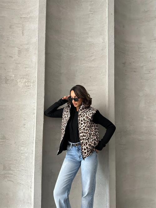 Quilted Wholesale Vest - Leopard