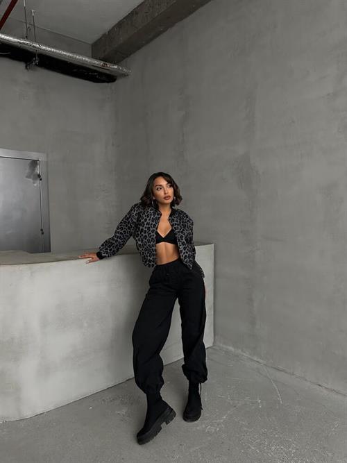 Cashmere Wholesale Coat - Gray Leopard