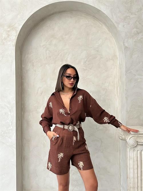 Embroidered Linen Shorts with Belt Detail - Coffee