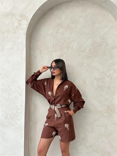 Embroidered Linen Shorts with Belt Detail - Coffee