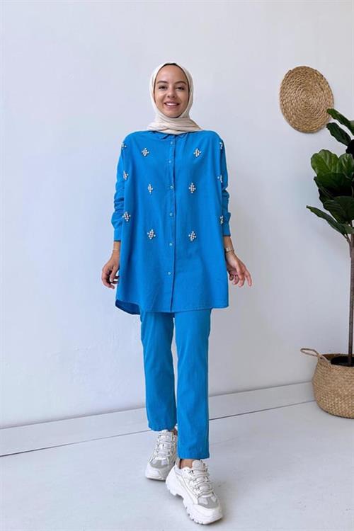 Wholesale Blue Linen Suit with Rhinestone Embellishment