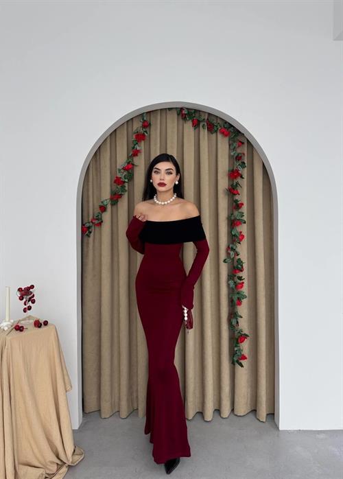 Wholesale Leonidas Madonna collar dress