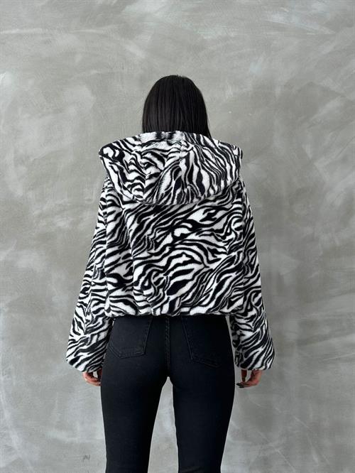 Leopard Printed Pejush Wholesale Coat - Black Zebra