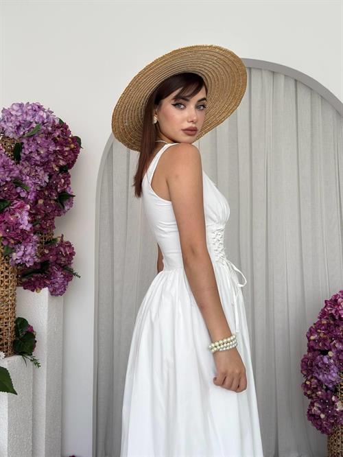 Lulo Lace Detailed Dress