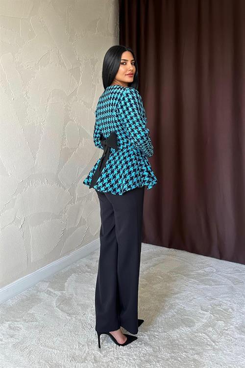 Toptan Mavi Arka Fiyonk Detaylı Ceket