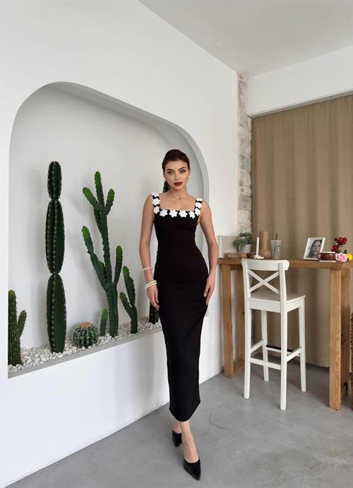 Ming Flower Detailed Dress