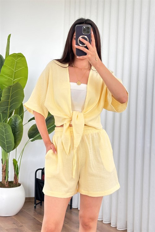 Müslin Önden Bağlamalı Kısa Model Toptan Sarı Kimono