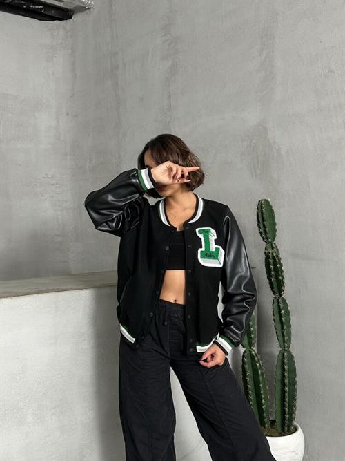 Olej Wholesale Coat - Black