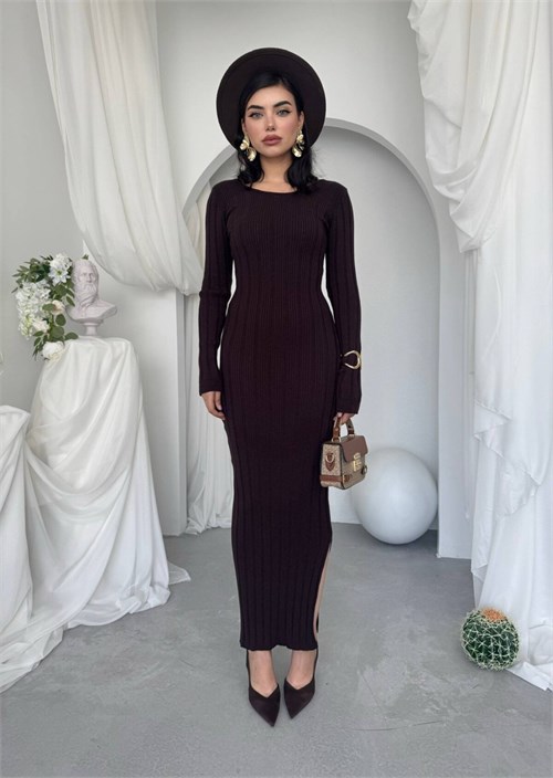 Olersan Dress with Lace-Up Back Detail