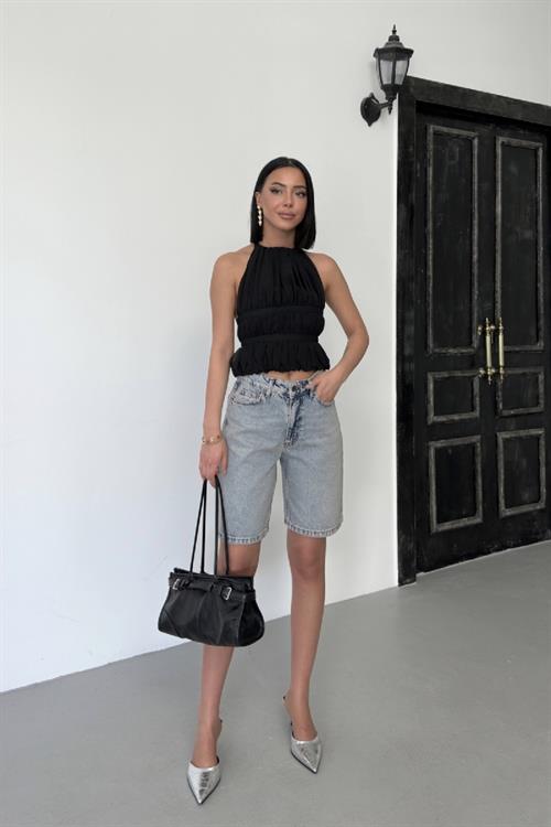 Wholesale Mid-Size Denim Shorts