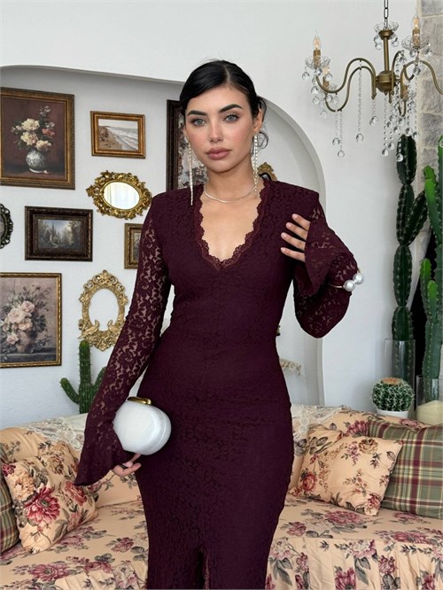 Ruyon Dress with Slit Detail