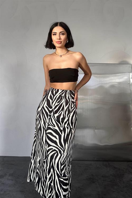 Wholesale Black White Satin Skirt with Elastic Waist