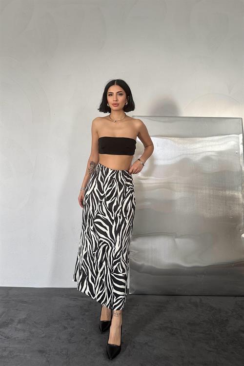 Wholesale Black White Satin Skirt with Elastic Waist