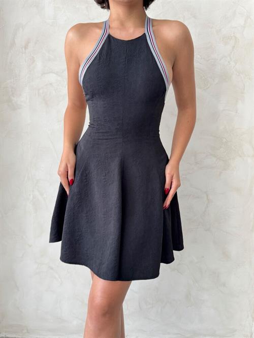 Şeritli Kolsuz Elbise - Siyah