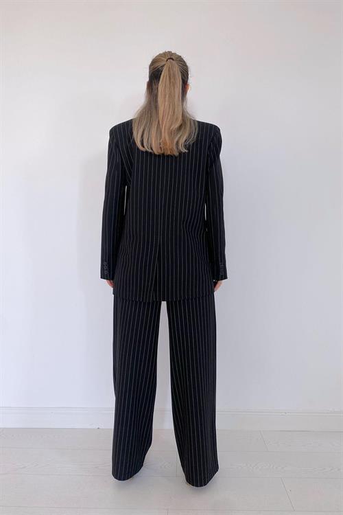 Wholesale Black Striped Three-Piece Suit