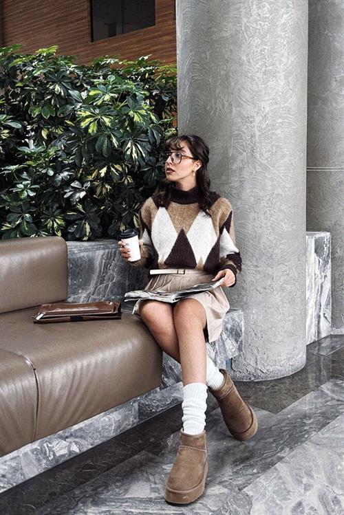 Soft Dokulu Desenli Toptan Triko Toptan Kazak - Kahve