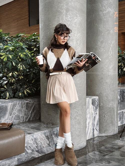 Soft Dokulu Desenli Toptan Triko Toptan Kazak - Kahve