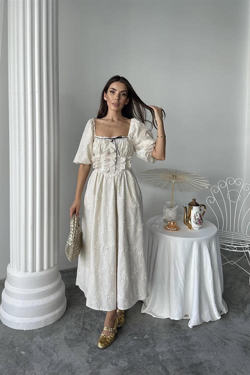 Toptan Bej Dantel Detaylı Brode Elbise