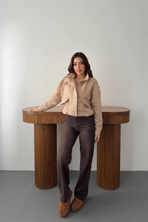 Wholesale Beige Stand-Collar Short Jacket