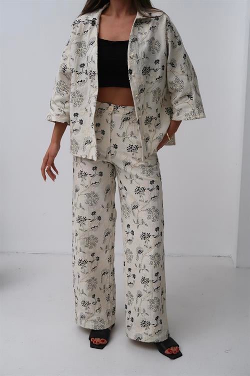 Wholesale Beige Embroidered Linen Set