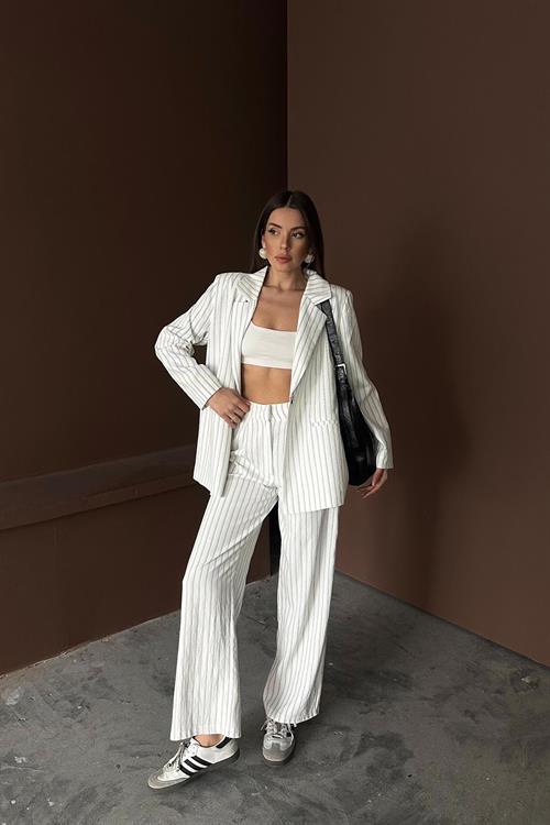 Wholesale White Striped Jacket and Trousers Suit