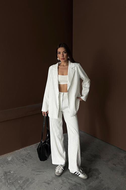Wholesale White Striped Jacket and Trousers Suit