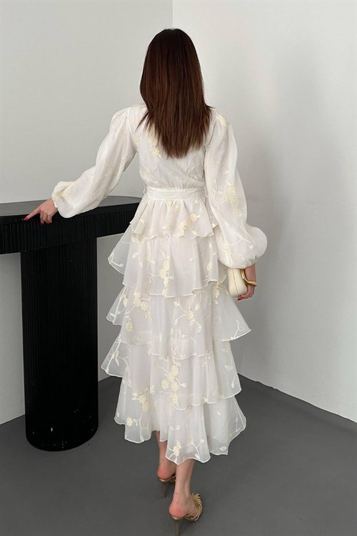 Toptan Beyaz Volanlı Kat Kat Elbise