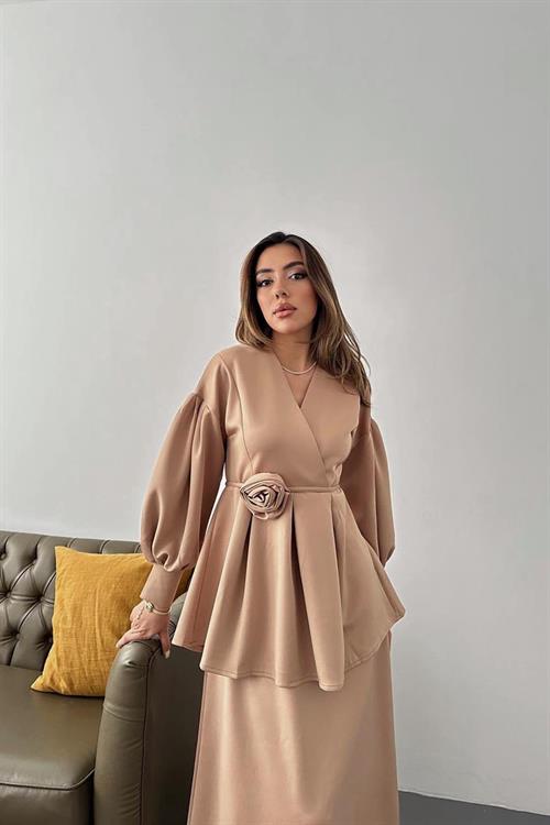 Wholesale Camel Rose Detailed Set