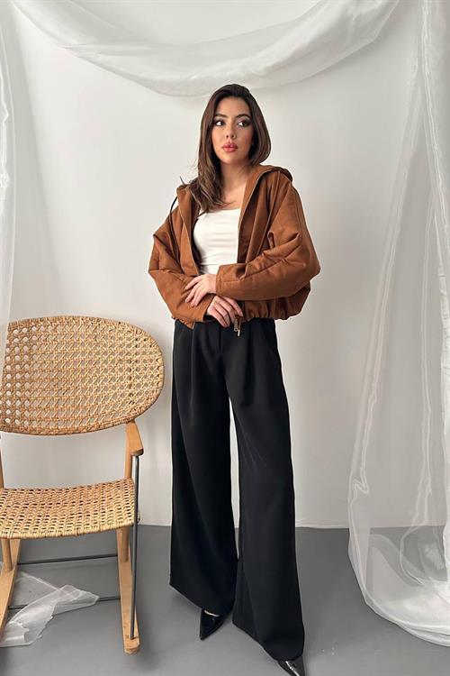 Wholesale Camel Short Jacket with Hood