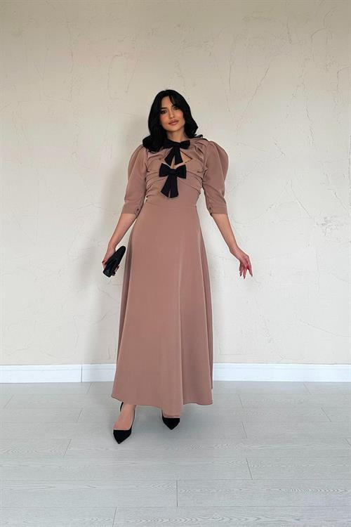 Toptan Camel Ön Dekolteli Fiyonk Garnili Uzun Elbise